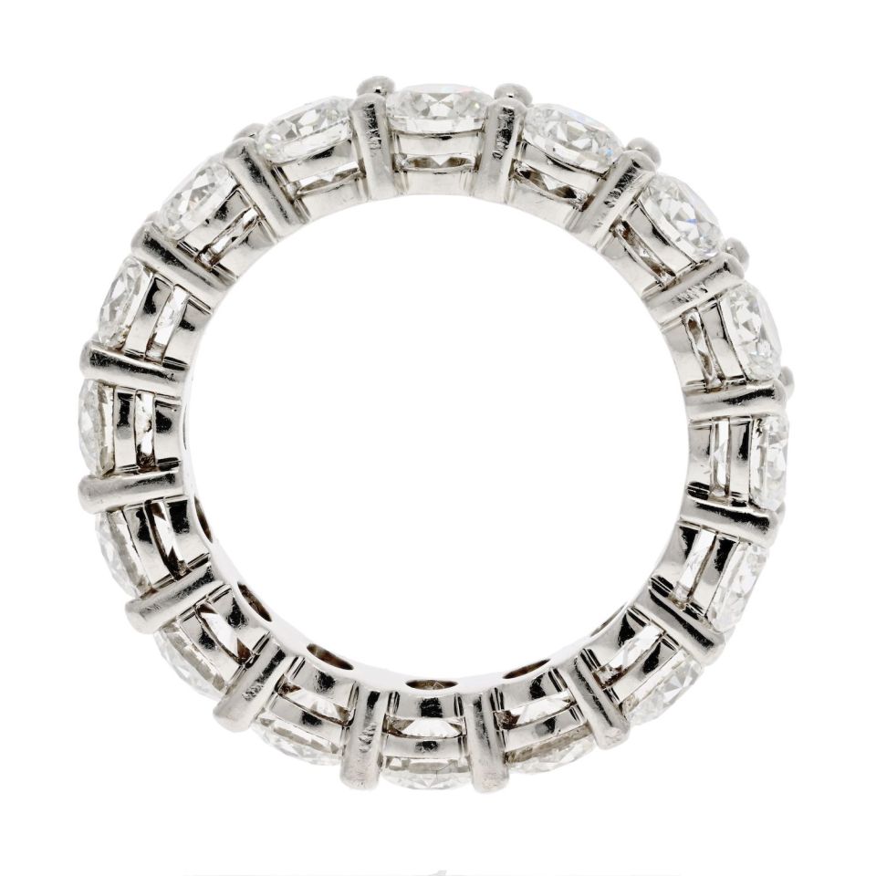 Platinum 4.00cttw Round Cut Diamond Shared Prong Eternity Band