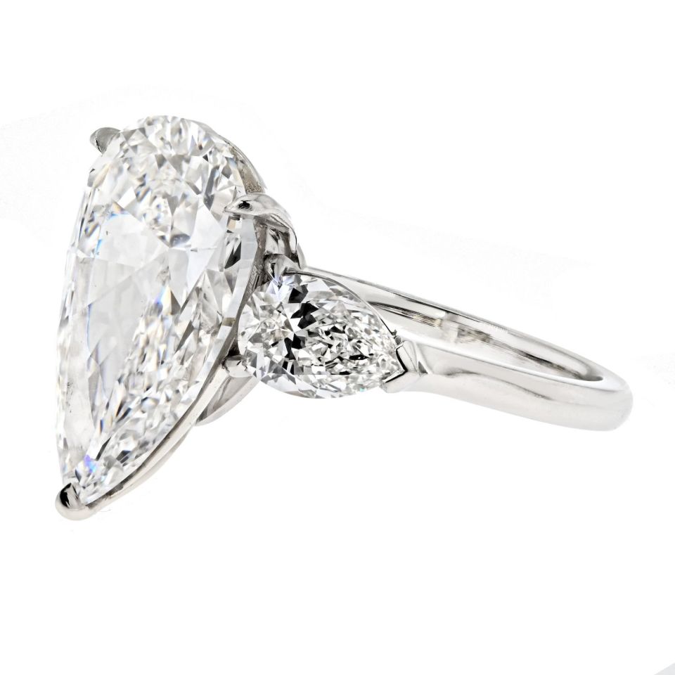 0.70 carat Pear Shape Diamond E/VVS1 6.29ct F VS1 Pear Cut Three Stone Ring