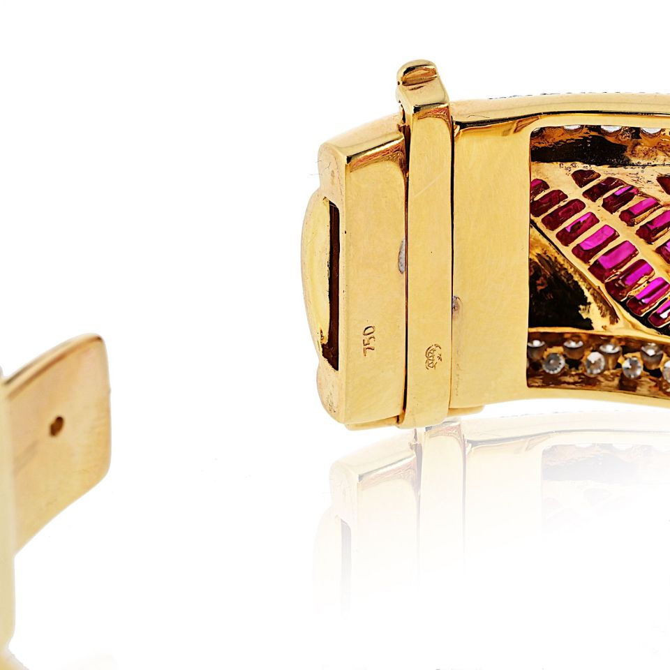 18K Yellow Gold Diamond And Ruby Bangle Bracelet