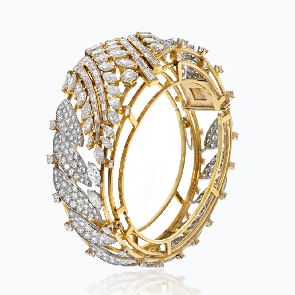 27.50cts Yellow Gold And Platinum Round And Baguette Cut Diamond Bracelet