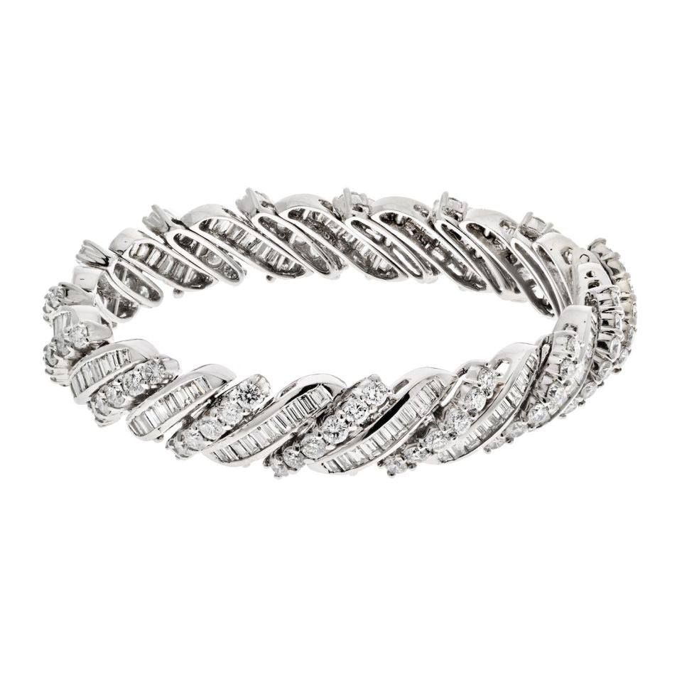 Platinum 16.50cts Midcentury Round And Baguette Bracelet