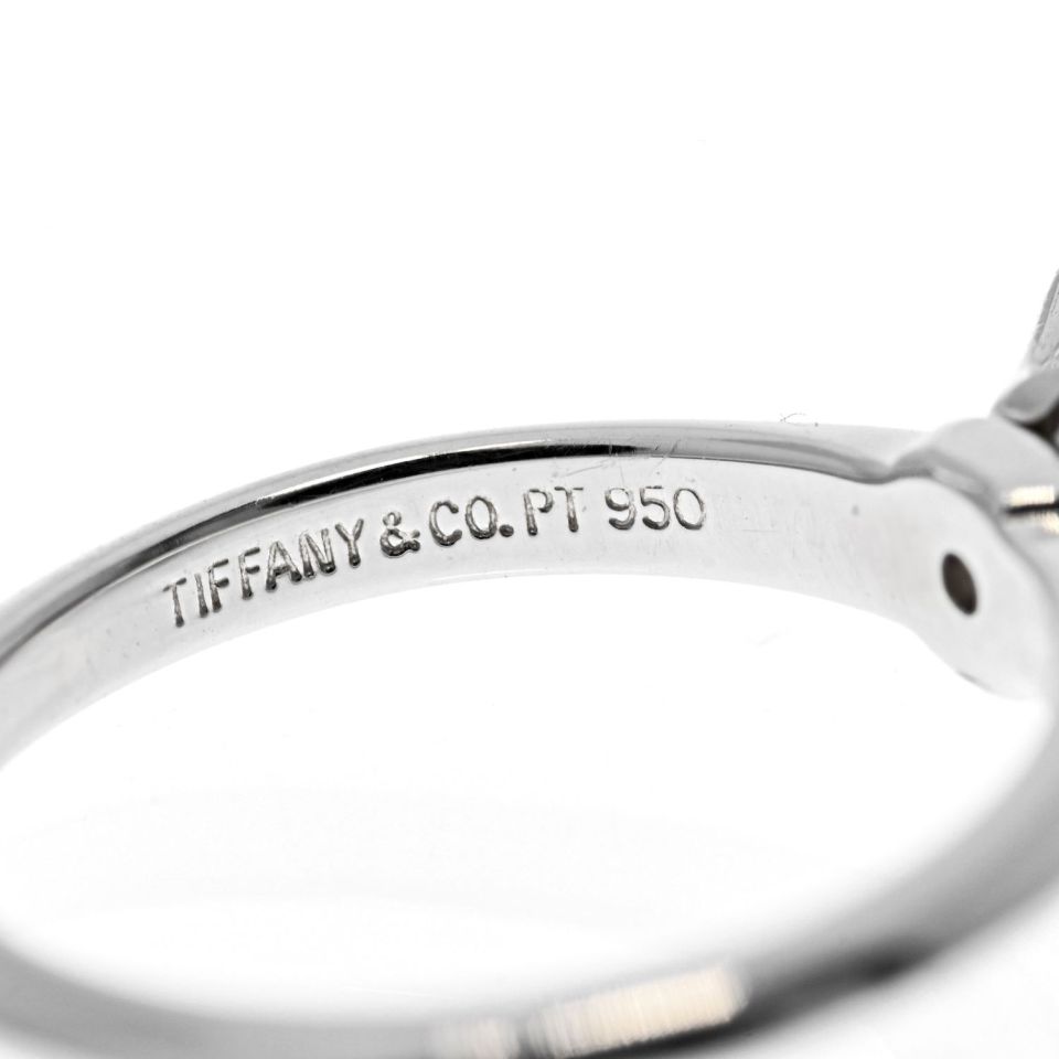 Tiffany & Co. Platinum 1.55 Carat I VS1 Round Cut Six Prong Diamond Engagement Ring