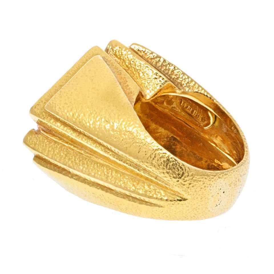 David Webb 18K Yellow Gold Champagne Round Diamond Cocktail Ring