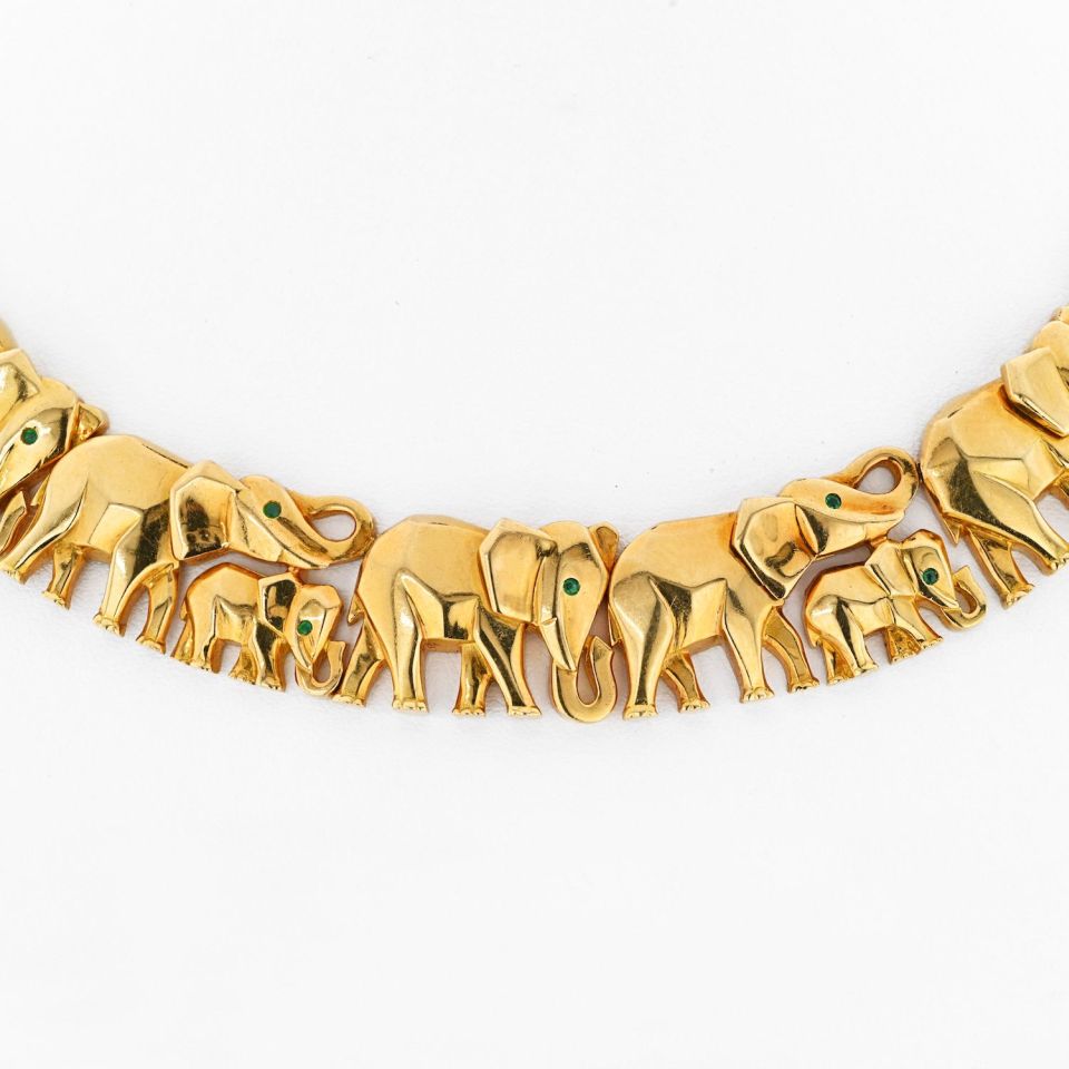 Cartier 18K Yellow Gold Walking Elephant Maillon Necklace