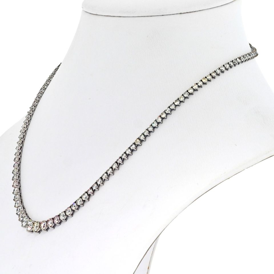 14K White Gold 14.00cttw Round Diamond Graduated Necklace