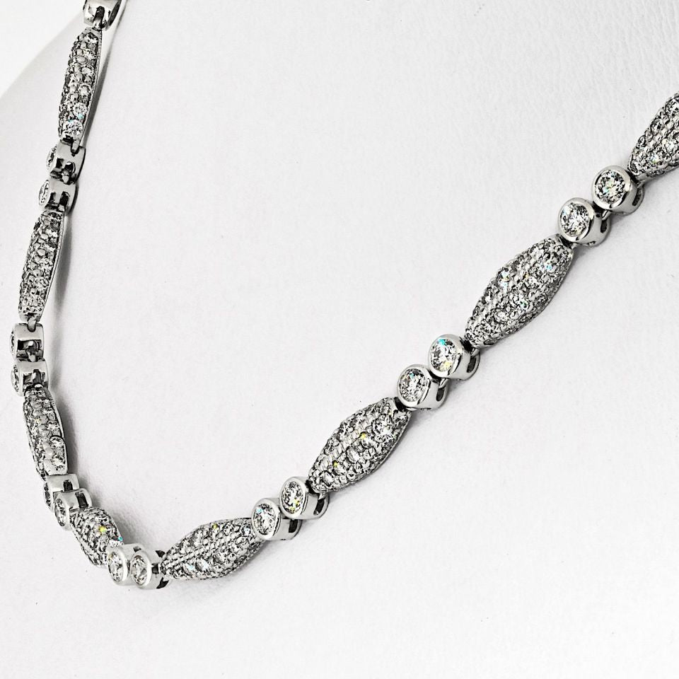 Graff 18K White Gold 15.75cttw Diamond Necklace