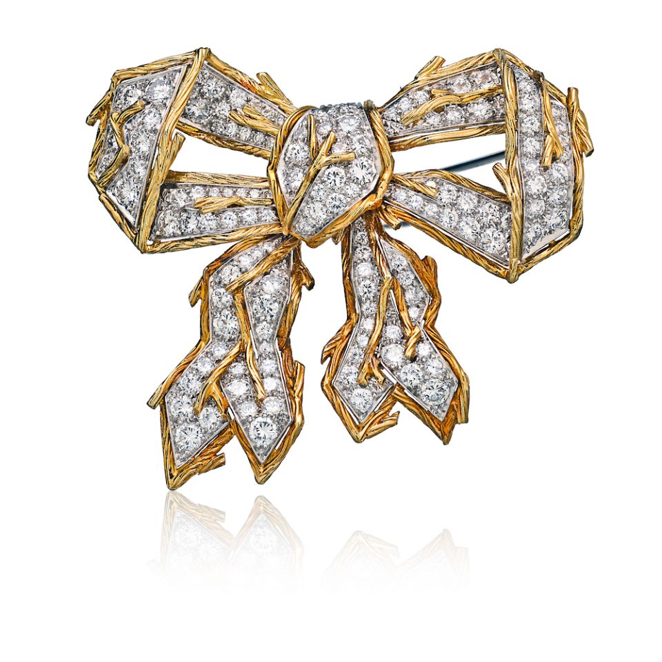 Platinum & 18K Yellow Gold 16.00 Carats Diamonds Earrings and Brooch Jewelry Set