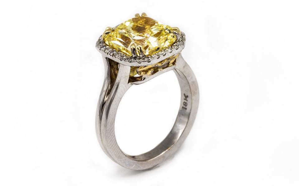 5 carat Radiant Cut Diamond Fancy Yellow GIA  Ring