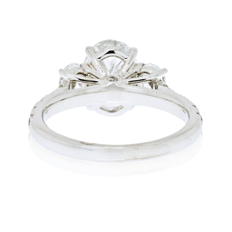 2 carat Oval Diamond E/SI1 GIA  Ring
