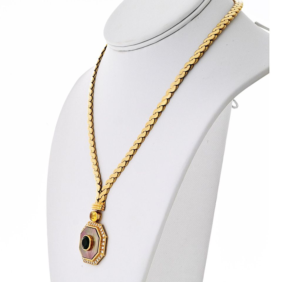 Van Cleef & Arpels 18K Yellow Gold Green emerald, Yellow Sapphire, Mother Of Pearl Necklace