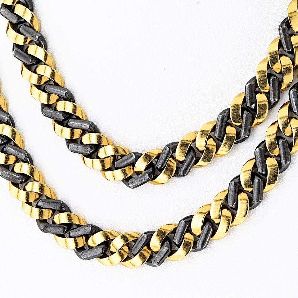Bvlgari 18K Yellow Gold 34 Inches Curb Link Necklace