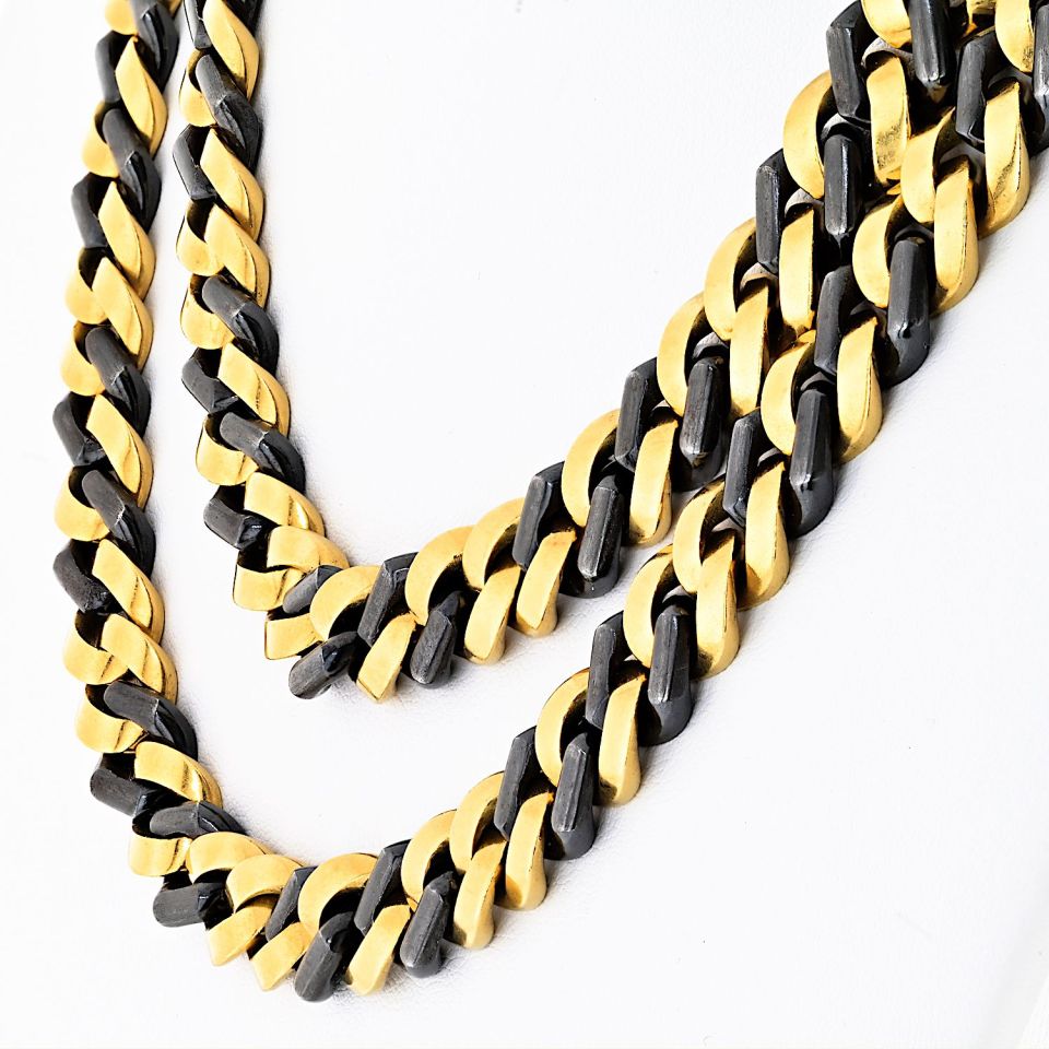 Bvlgari 18K Yellow Gold 34 Inches Curb Link Necklace