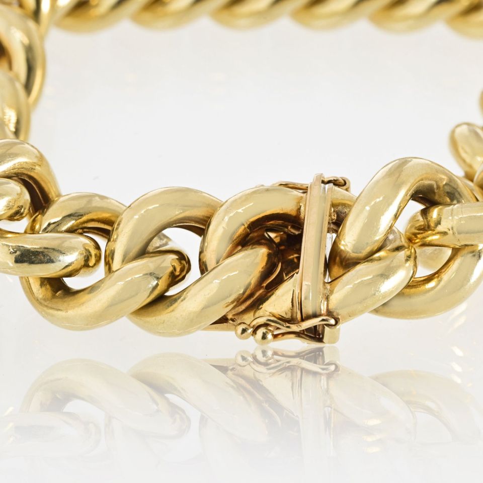 18K Yellow Gold Cuban Chain Link With Round Diamonds 18 Inches Long Necklace