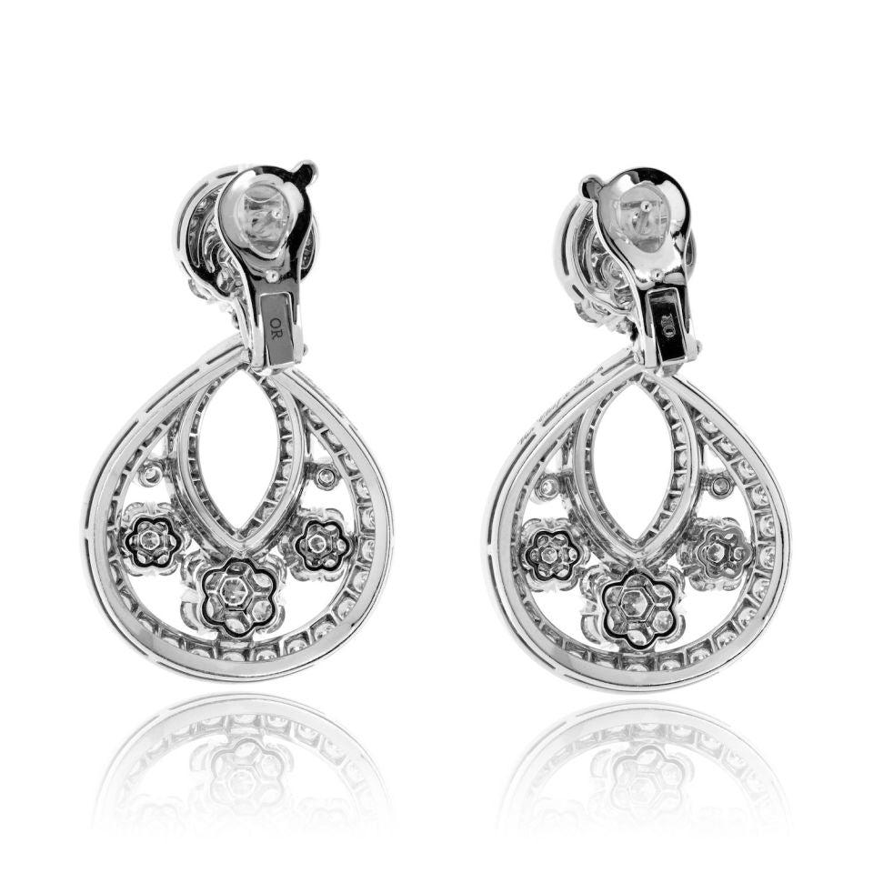 Van Cleef & Arpels Snowflake Platinum 6.70cttw Small Model Diamond Earrings
