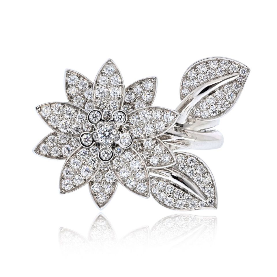 Van Cleef & Arpels 18K White Gold Lotus Between The Finger EU 49 Ring