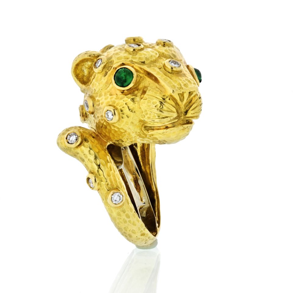 David Webb Leopard 18K Yellow Gold Green Emeralds, Diamonds Ring