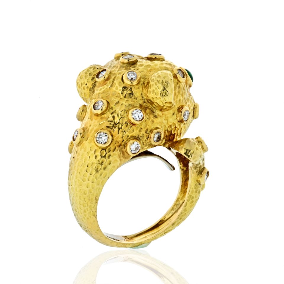 David Webb Leopard 18K Yellow Gold Green Emeralds, Diamonds Ring