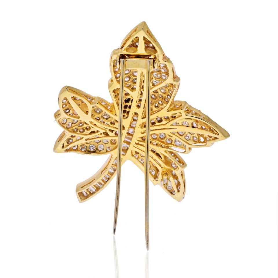 18K Yellow Gold Round And Baguette Diamond Maple Leaf Brooch