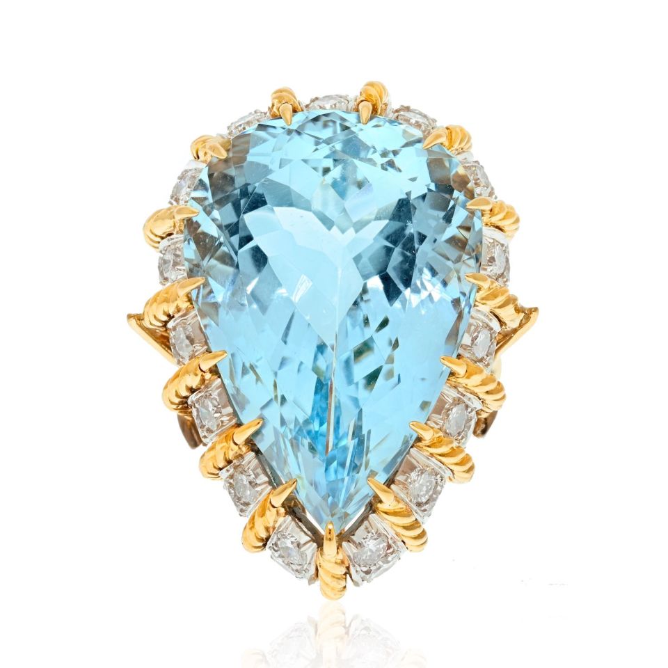 18K Yellow Gold 45 Carat Aquamarine And Diamond Ring