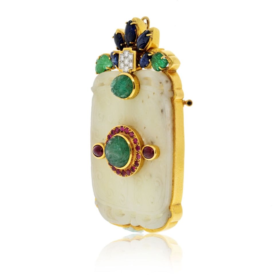 David Webb 18K Yellow Gold French Chinos Carved Jade Pendant