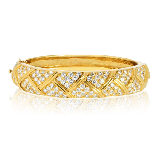 Van Cleef & Arpels 18K Yellow Gold 4.80cttw Round Diamond Hinged Bangle Bracelet