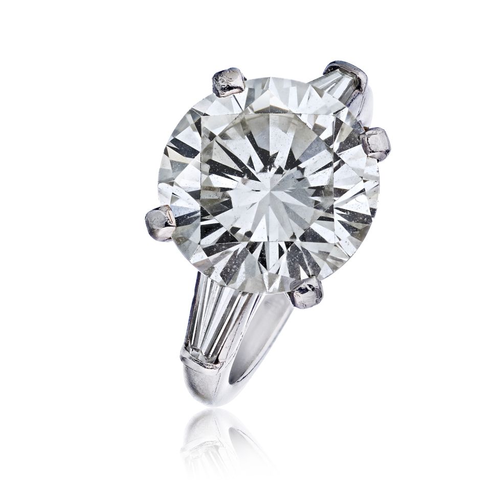 Tiffany & Co. 7 carat Round Diamond I/VS2 GIA  Ring